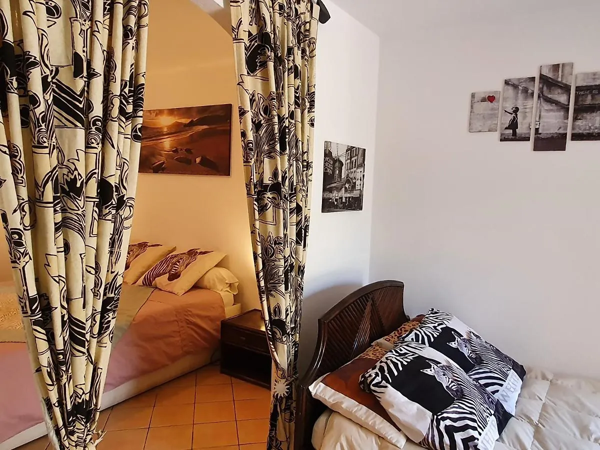 Villa Saba Olbia 0*,