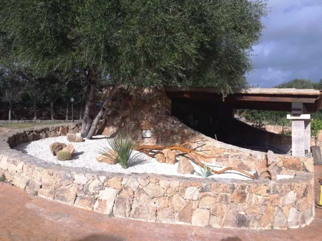 Villa Saba Olbia 0*,  Italia